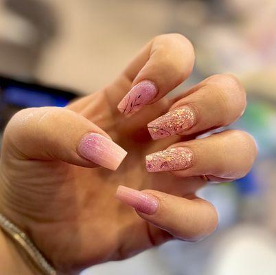 Queen Nails Spa