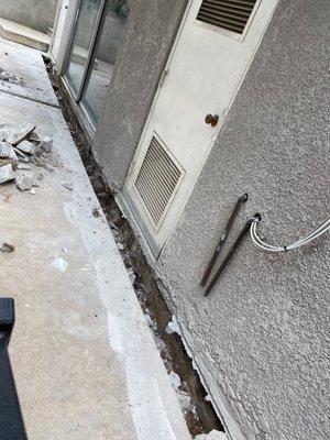 The first trench is done in a flash!