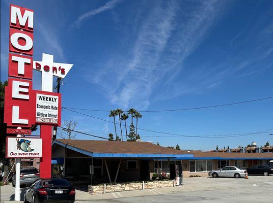 Don's Motel