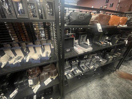 K&G Fashion Superstore