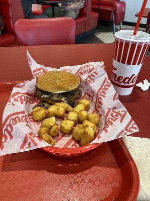 Freddy's Frozen Custard & Steakburgers