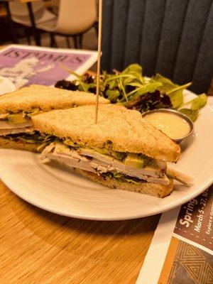 Turkey avo sandwich