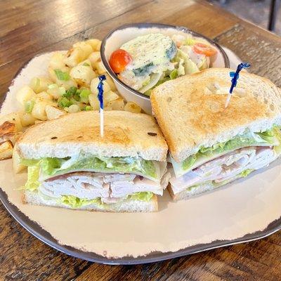 Egg Harbor Café