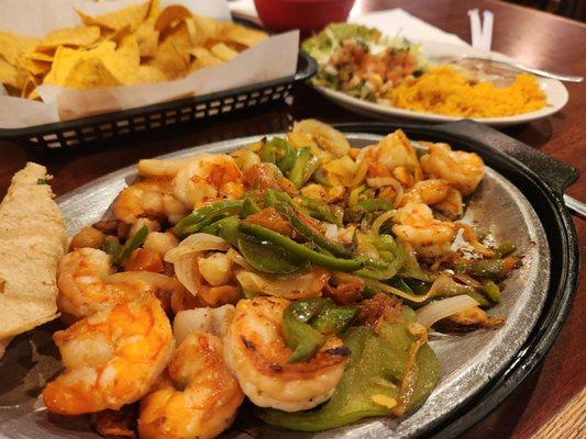 Shrimp and scallop fajitas