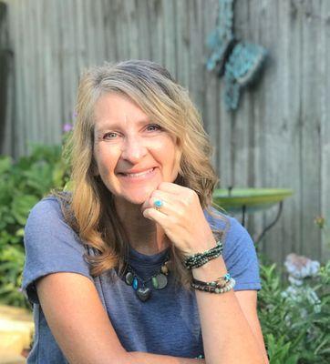 Welcome! I'm glad you are here. My goal is to make you feel comfortable in sharing your story and welcome healing into your life.