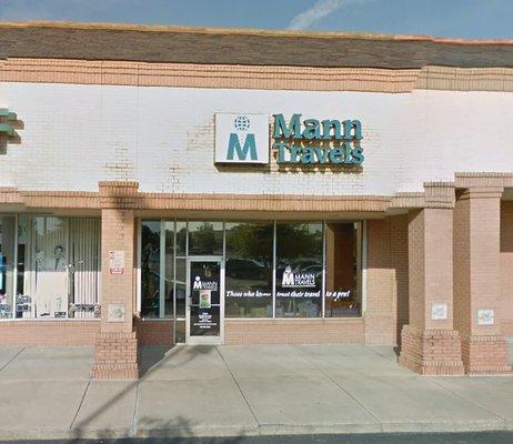 located right next to Harris Teeter!