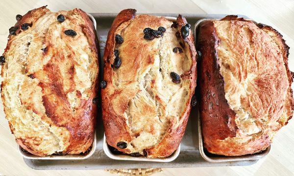 Buttermilk cinnamon-raisin bread