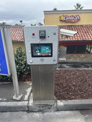 We accept all mayor credit cards.