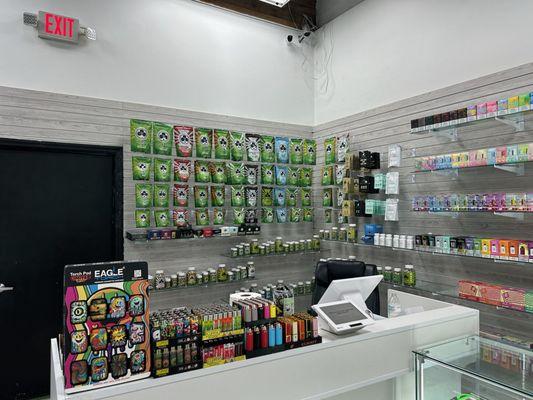 Vape & Bud Smoke Shop