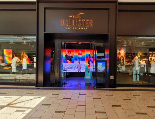 Hollister