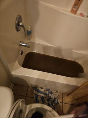 We need help 808 39th unit B Ave We need real plumber home stinks so bad we threw up from smell