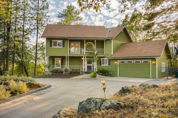 Christopher Dobbins - RE/MAX GOLD