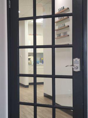 Happy Teeth Dental Company