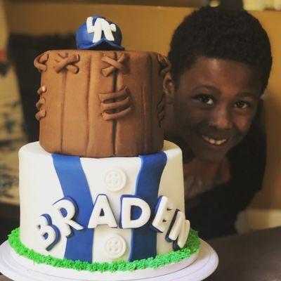 Baseball cake