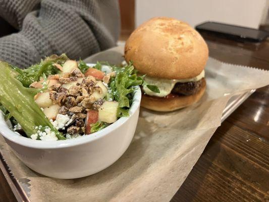 Tapped - Taphouse & Kitchen