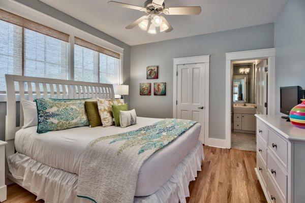 Shelby Rochester - Scenic Sotheby's International Realty