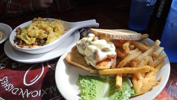 L-R: Mexican Omelet and Alpine Chicken (traded bun for sourdough bread).