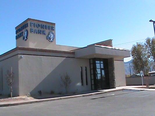 Pioneer Bank