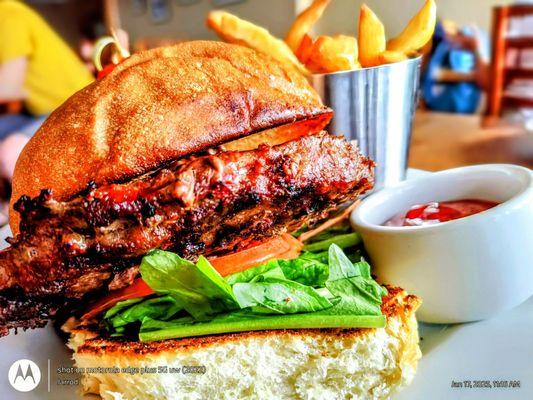 Uncle George's Lounge