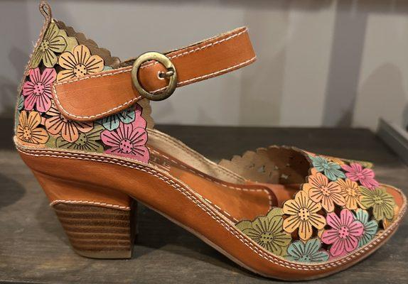 Ma Petite Shoe