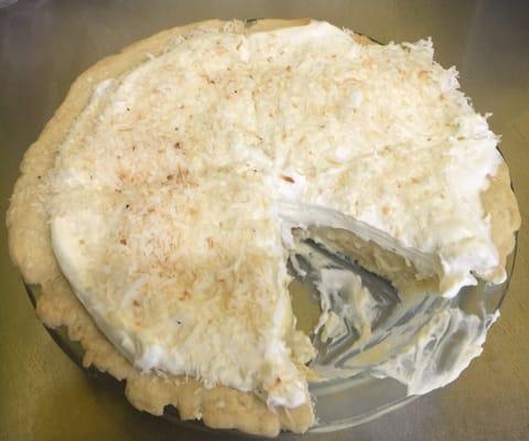 Coconut cream pie