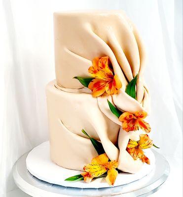 Drape Cake Wedding Party