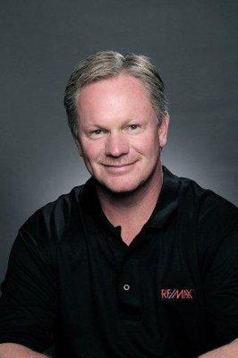 Tim Stoops,Broker/Owner