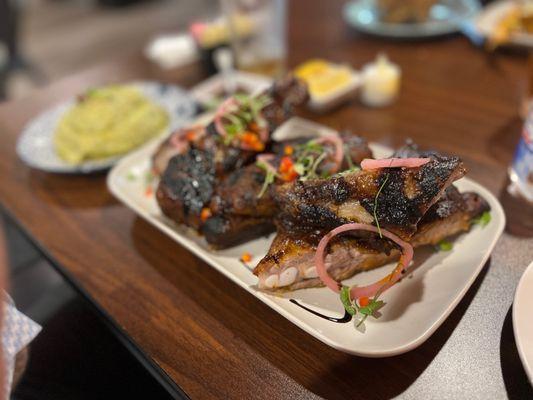 Ribs and jalapeño mashed potatoes
