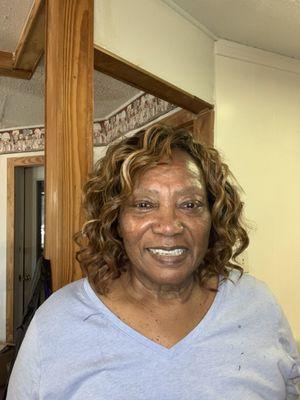 Michelle's Salon Of Cuts & Styles