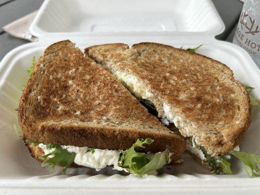 Tomato & goat cheese sandwich