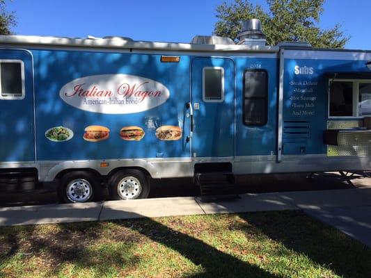 We bring the restaurant to you!