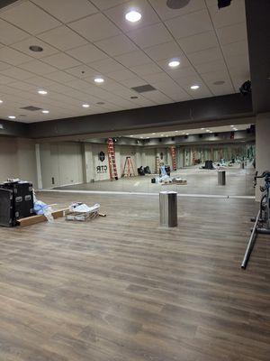 Wall mirrors Lifetime Fitness