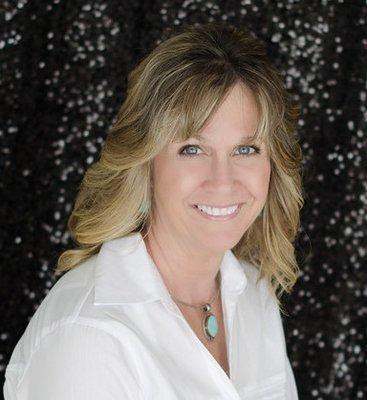 Debra Vann - Coldwell Banker Lakehaven Realtors