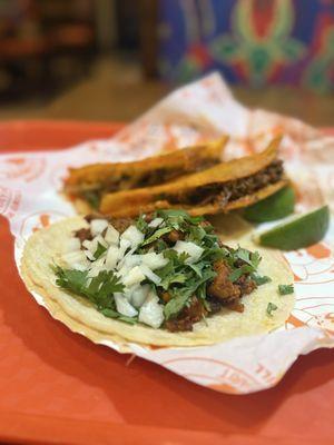 Al pastor taco
