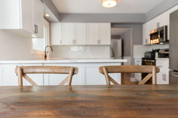 Simon Sez Fine Decorating