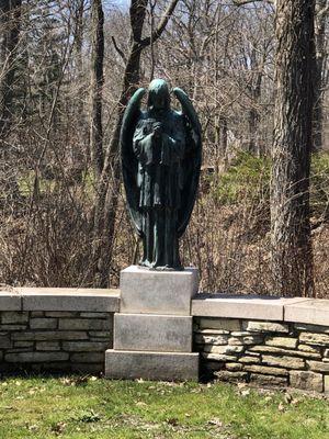 Lake Forest Cemetery