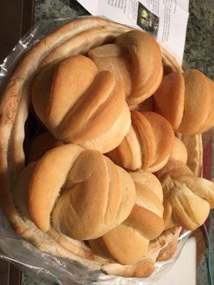 Edible bread basket