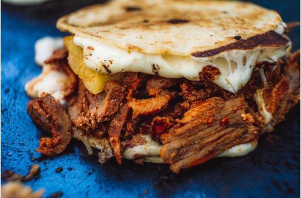 Mulita
Mexican sandwich