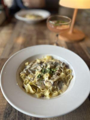 Beautiful atmosphere, great food! Caffe Boa has been in Tempe for years and it only gets better and better!