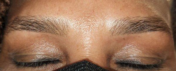 Fahar dis my eyebrows
