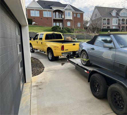 K&R Hauling And Towing