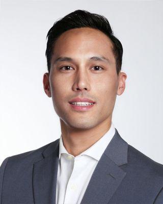 William Vy Chiropractic