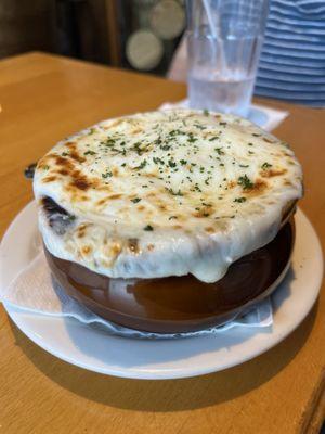 Peddler's Bar & Bistro