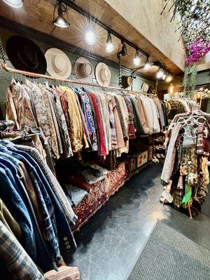 Cypress Boutique Monterey