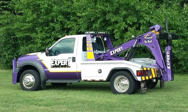 Expert Towing & Recovery