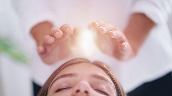 REIKI
Energy Healing
