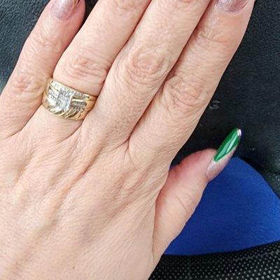 Nails Mardi Gras ready