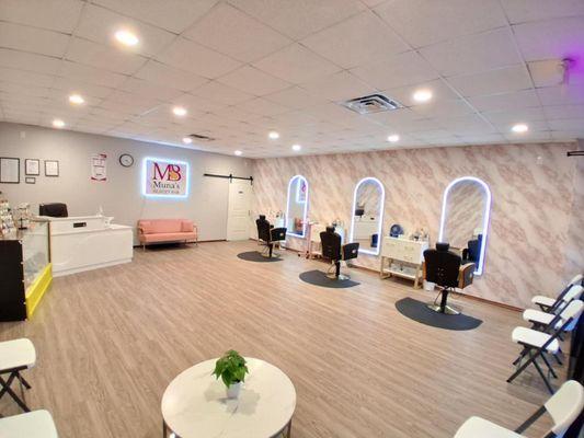 Munas Beauty Bar