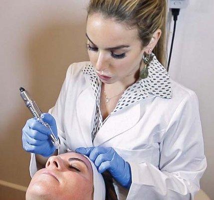 Penetrating Micro needling treatment for Antiaging Exfoliation