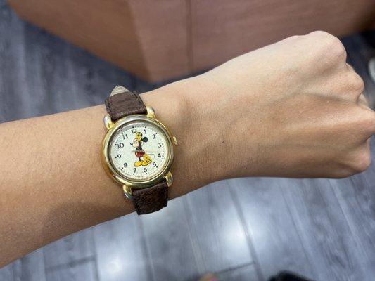 My 30+year Mickey watch has been revived!